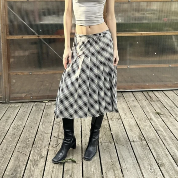 Pleated Plaid Midi Skirts